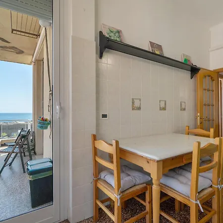 Apartment Casa Fronte Mare *