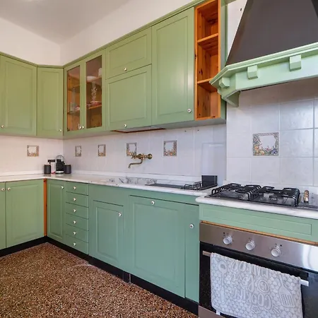 Casa Fronte Mare Genoa